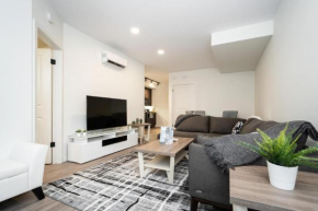 325 Park East, 306